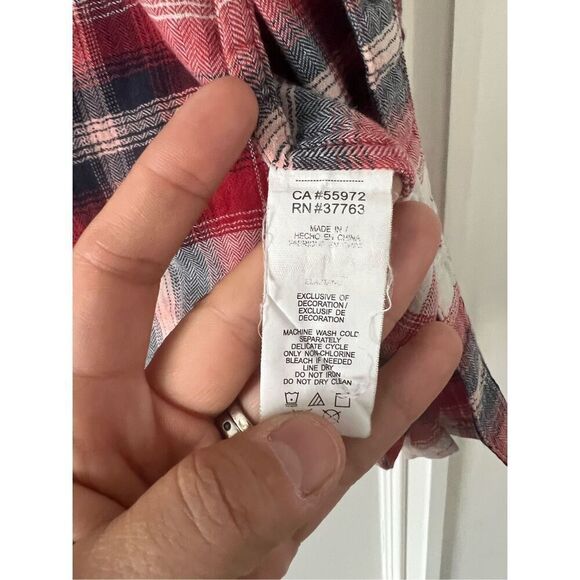 C & C California red pink white and navy light paid button down shirt S - Picture 2 of 5